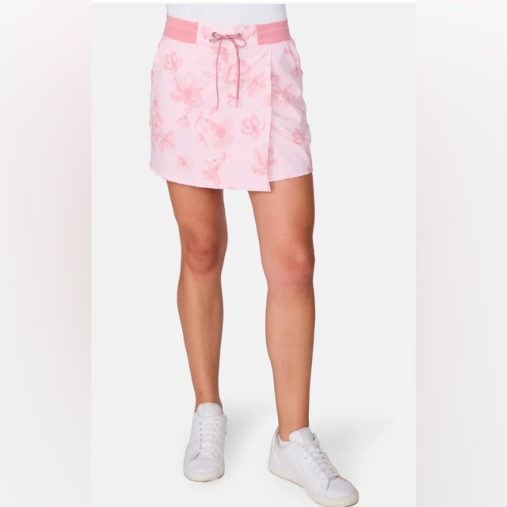 NEW Free Country Trail To Town Skort‎